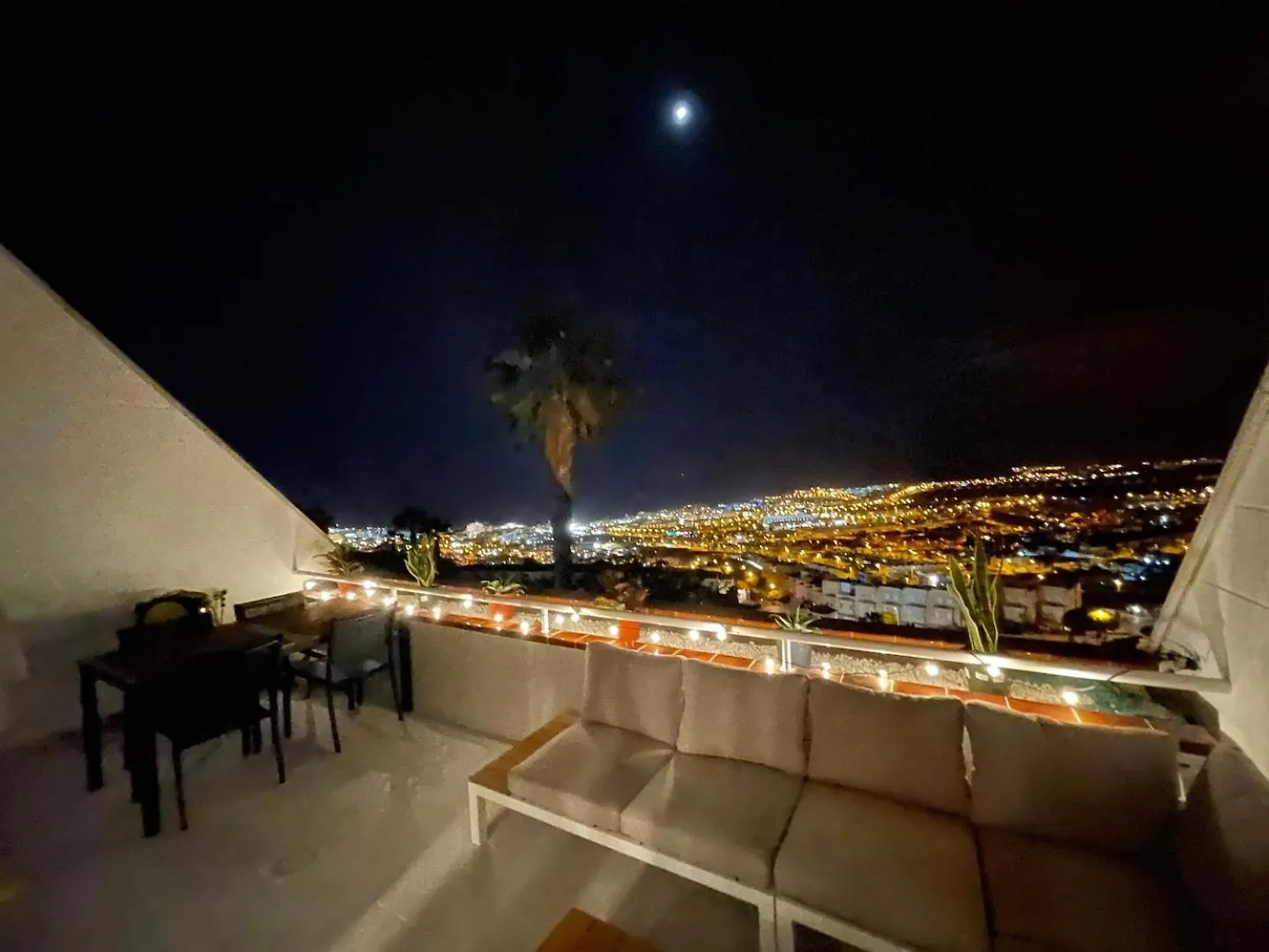 Ocean View, Two Bedroom Apartment With Heated Pool In Sunset Complex Costa Adeje