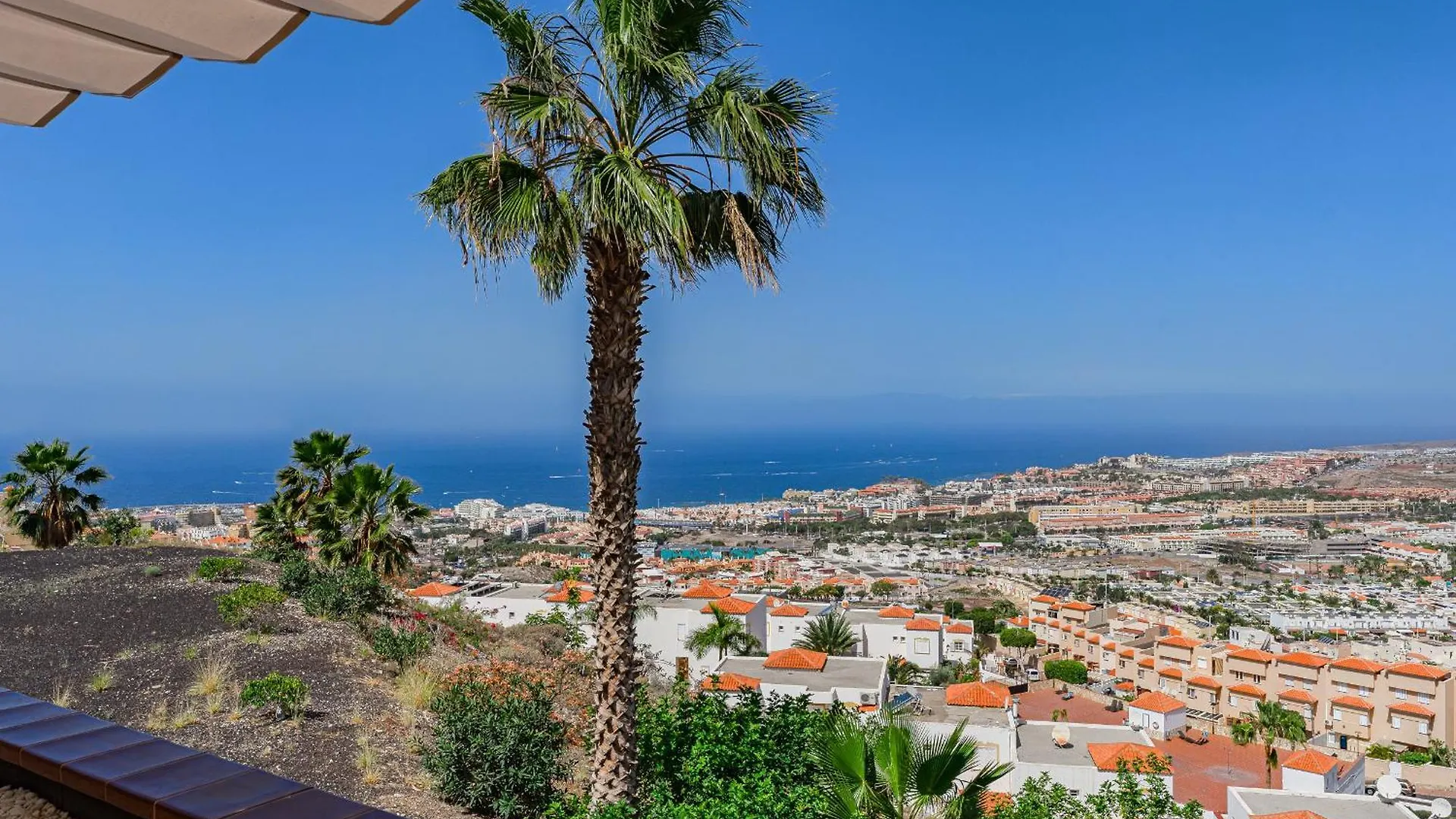 Ocean View, Two Bedroom Apartment With Heated Pool In Sunset Complex Costa Adeje